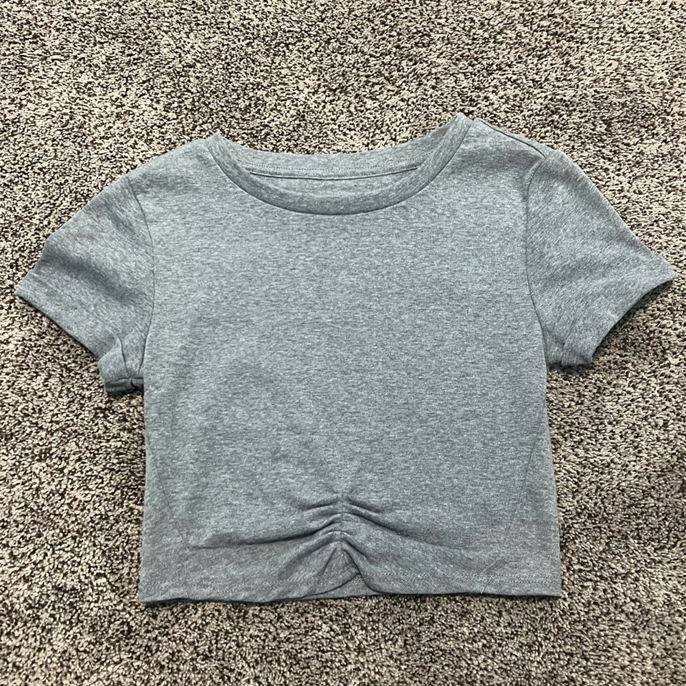 Grey top